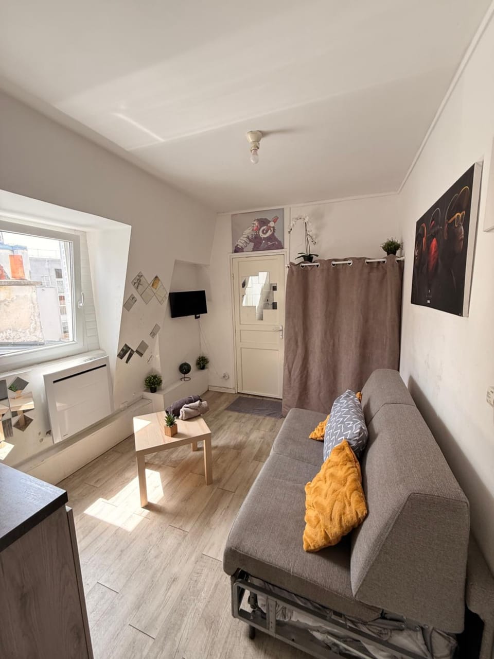 TV and multimedia, Living room