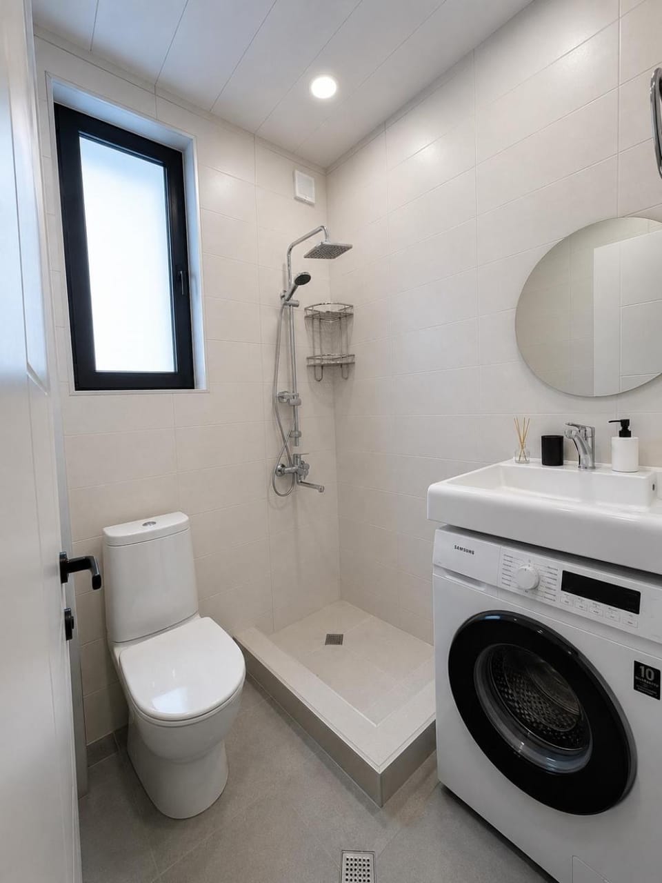 Bright Apartment near Marjanishvili Metro Apartment in Tbilisi, Georgia
