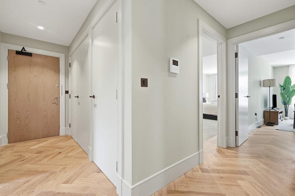 Cheyne Elm l A Luxury Chelsea Retreat Apartment in London