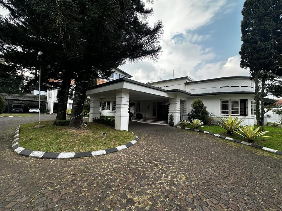 Property building, Garden