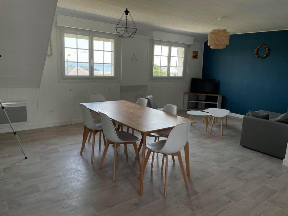 Le Bois des Pins - vue mer - Wi-Fi Apartment in Crozon