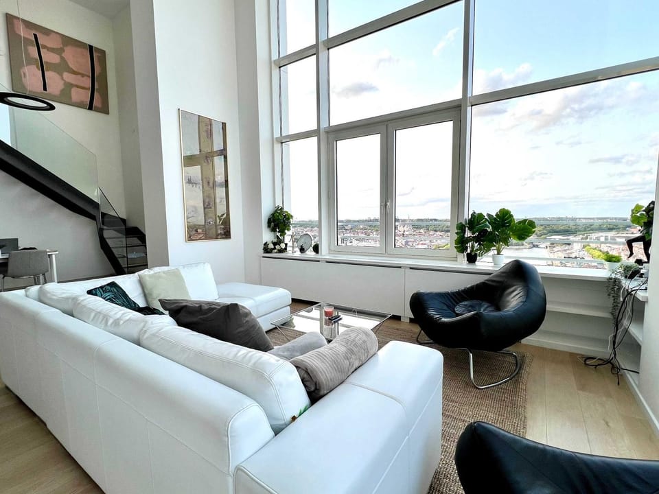 Room Suite Penthouse Brussels Skyline Suite 220 m2 Suite Room of Refined Elegance Room Bed and Breakfast in Brussels