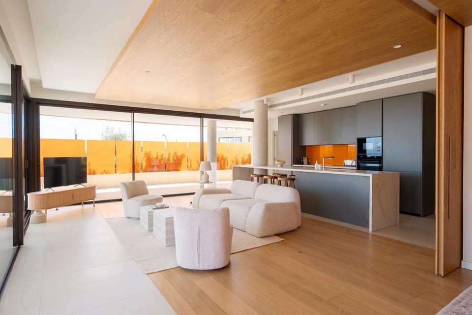 Communal lounge/ TV room, Living room