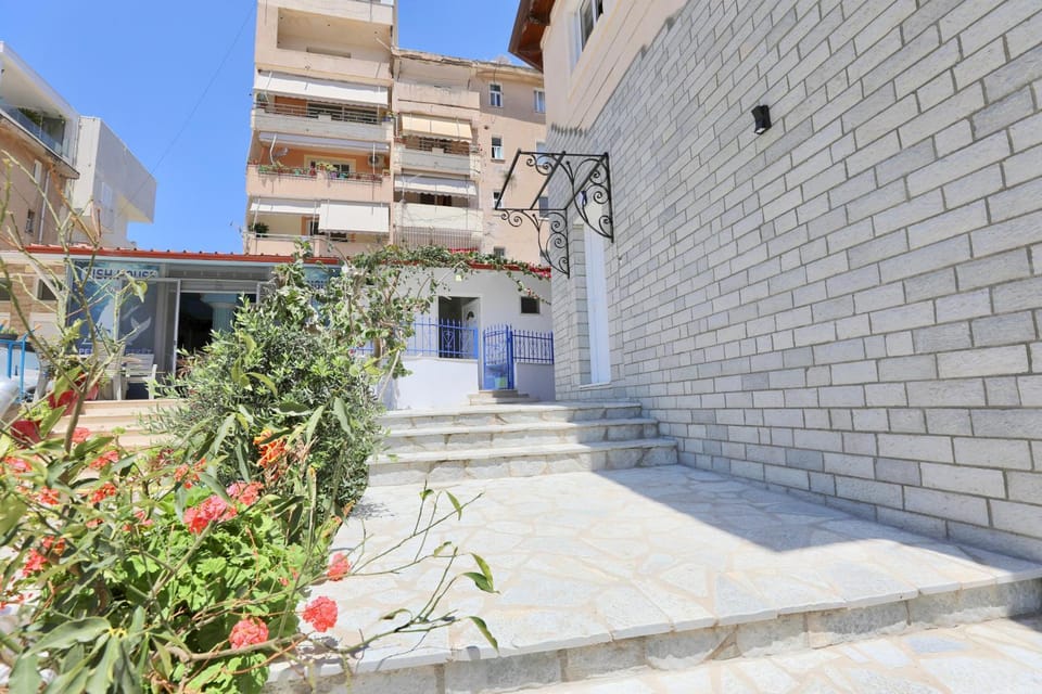Property building, Day