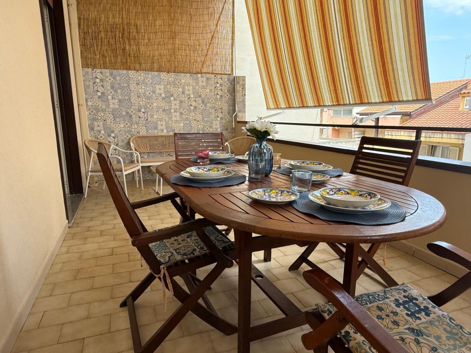 Balcony/Terrace, Dining area