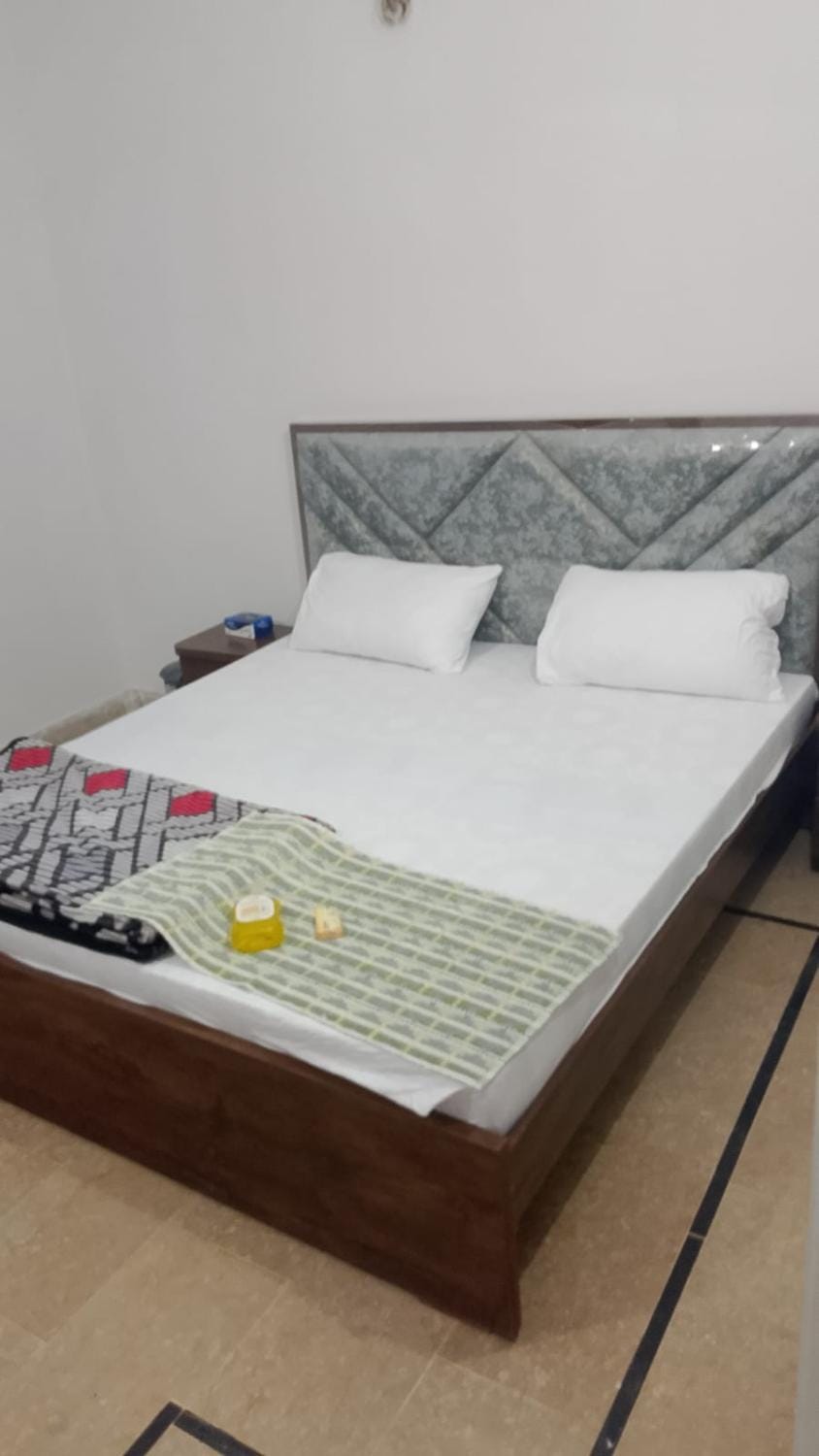 Comfort Stay Apartment in Karachi