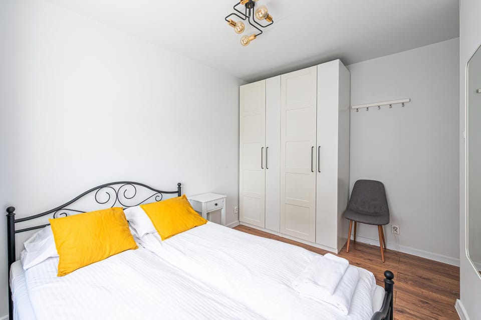 Bed, Photo of the whole room, Bedroom, wardrobe