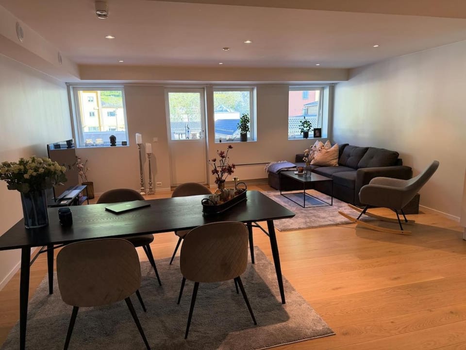 In the middle of the fair Stryn - large modern apartment! Apartment in Vestland