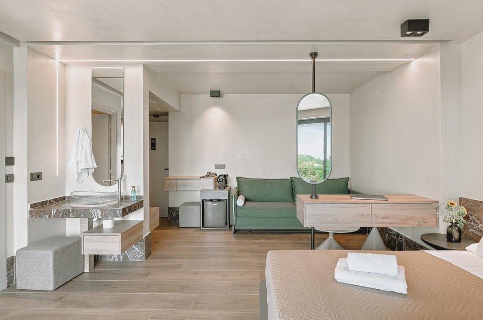 MAHA Her City Living by Semavί Apartment in Heraklion