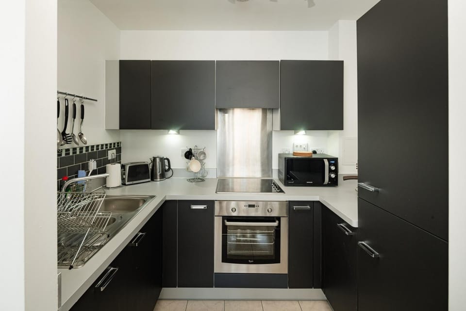 Modern Flat with Balcony near Hackney Wick Apartment in London