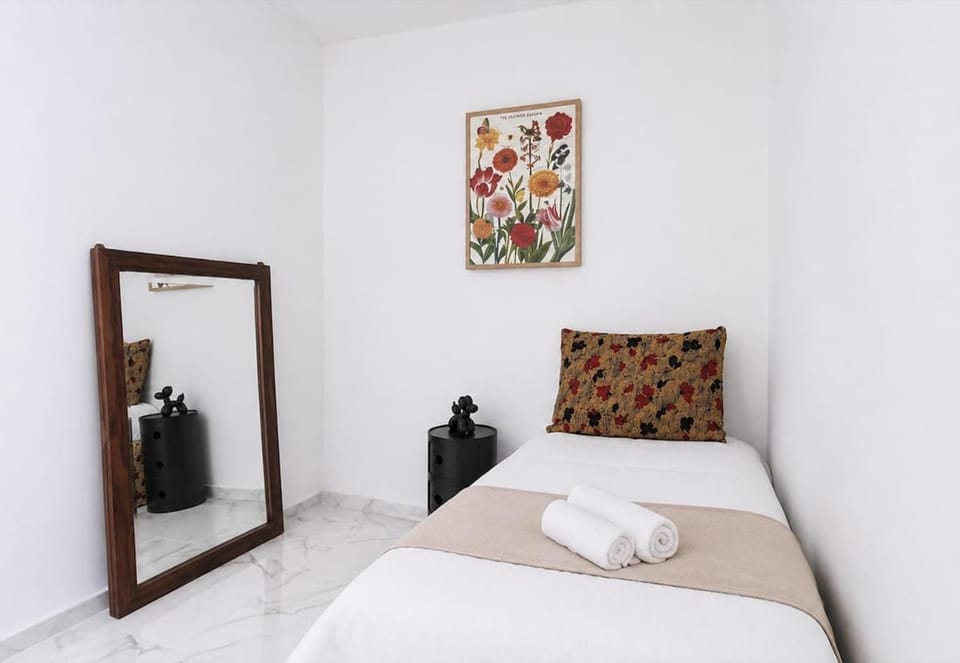 Bright 3-room apartment with terrace Apartment in Avignon