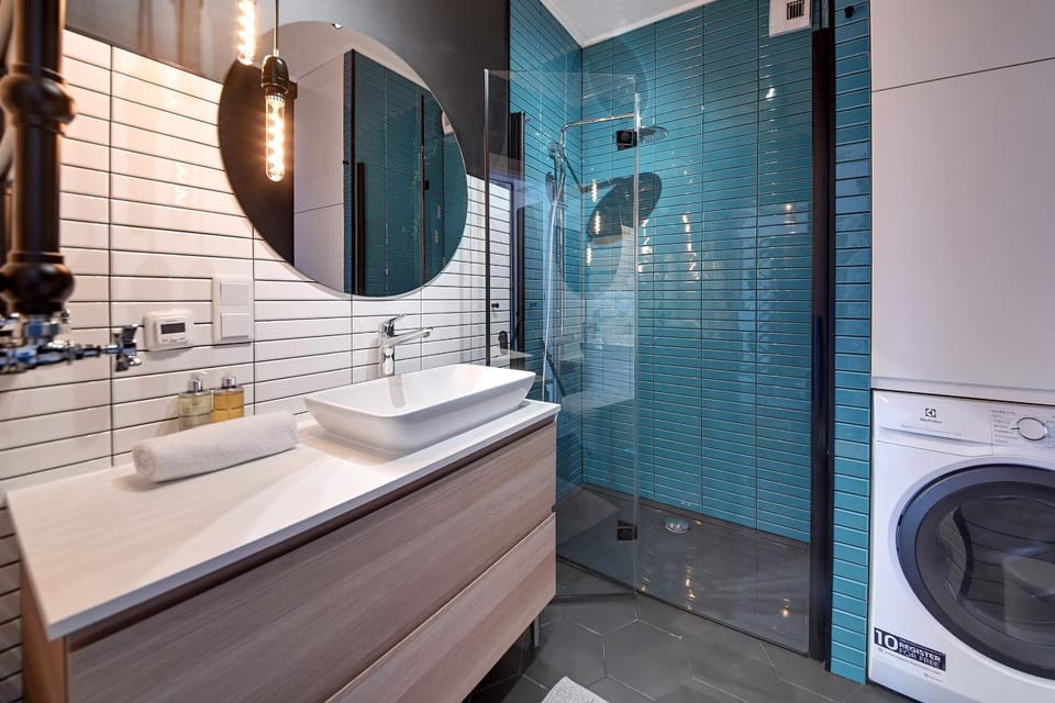 Shower, Bathroom, washing machine