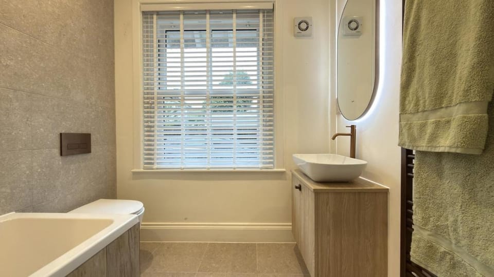 The Annexe at Clarendon House by Grandeur Property Apartment in Poole