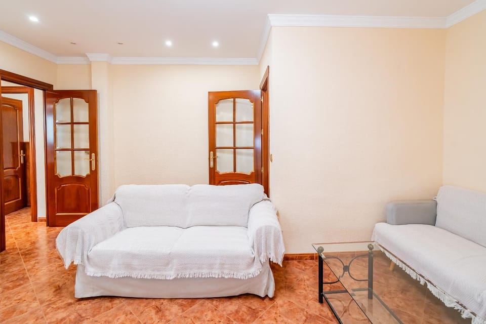 Communal lounge/ TV room, Living room