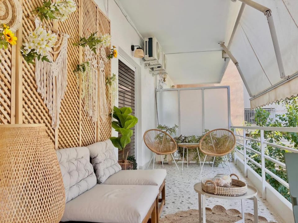 New Comfortable apt in Glyfada Apartment in South Athens