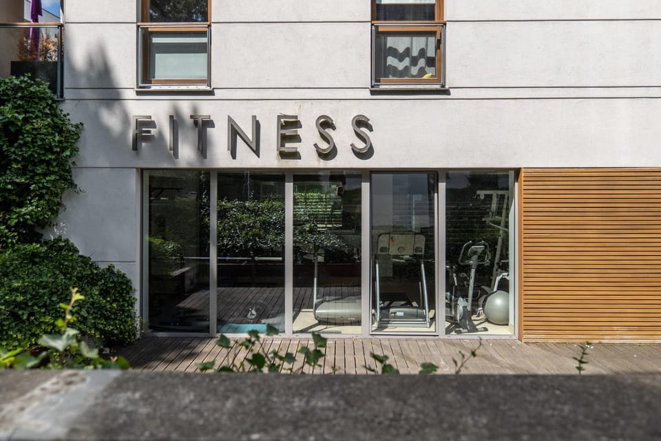 Property building, Fitness centre/facilities