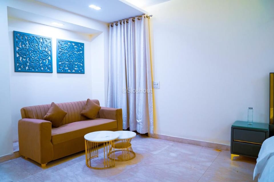 Luxotica Greens - 6 BHK Luxury Villa in Chattarpur Villa in New Delhi