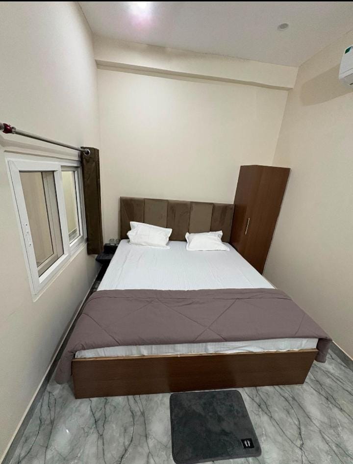 aadi shakti palace Vacation rental in Uttar Pradesh