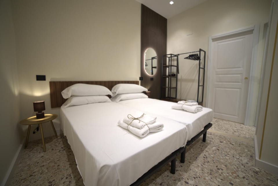 Venetia Charme-Rome Termini Luxury Stay Apartment in Rome