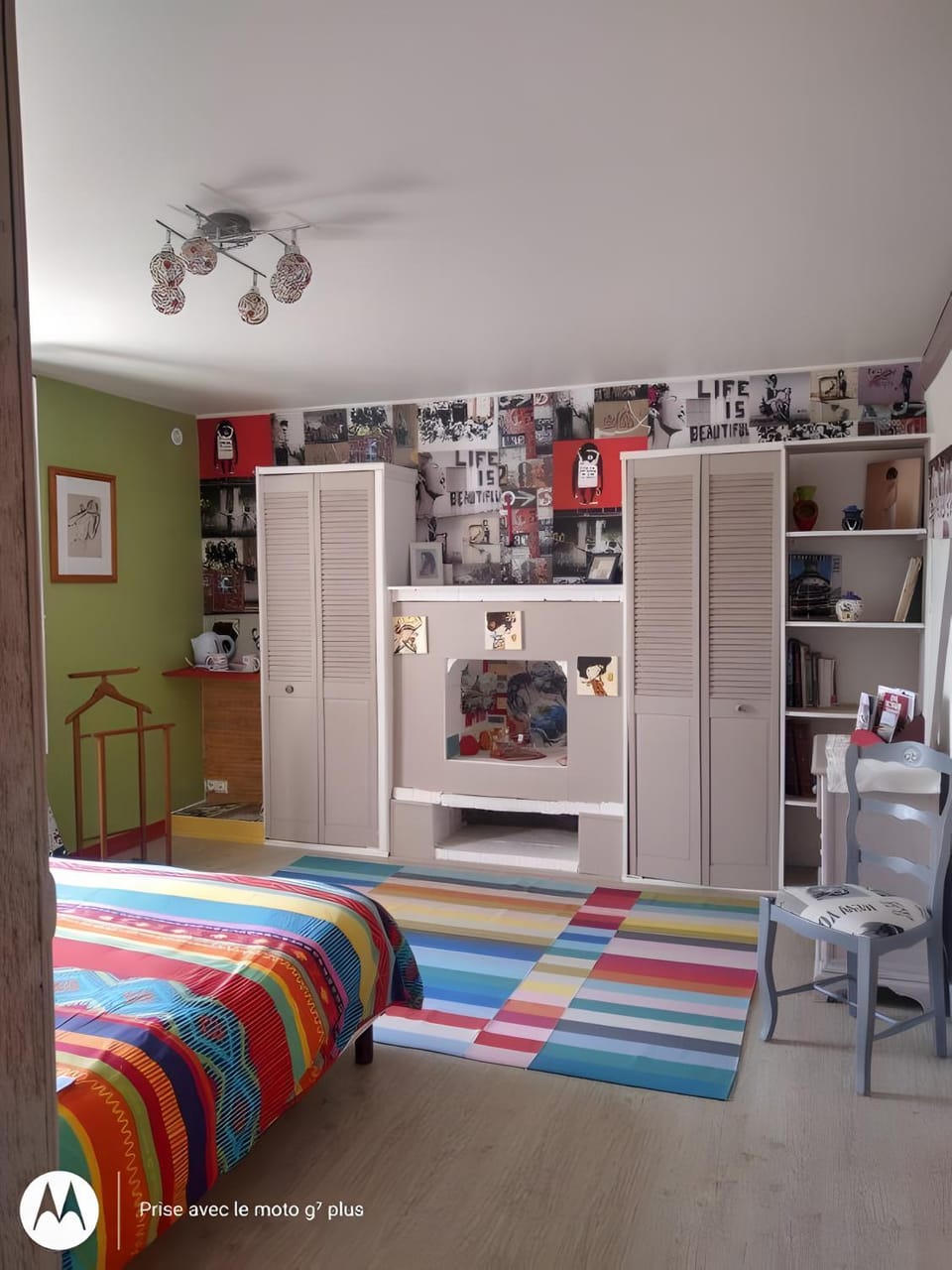 Property building, Living room, Bedroom