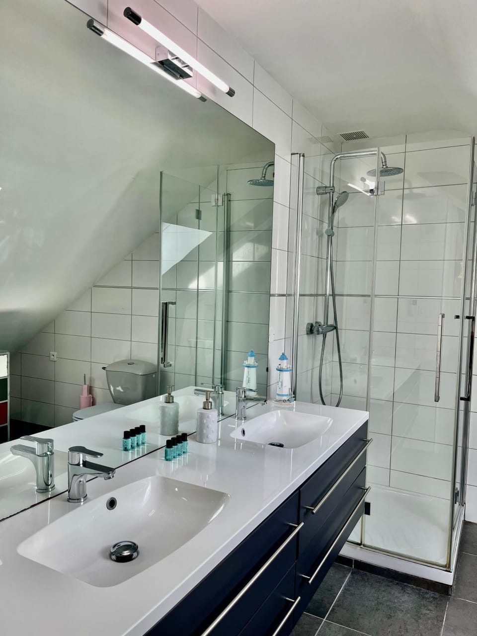 La Maison du Gave - 8 Personnes - Jardin House in Lourdes