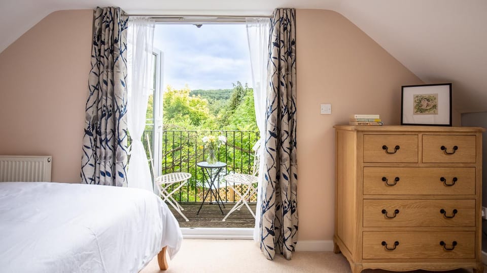 Bed, Balcony/Terrace, Bedroom, storage