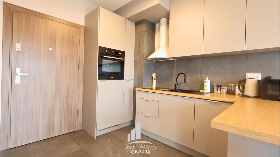 Apartament #CapitalTower 140 FV Balkon by APARTAMENTY OKAZJA Apartment in Poland