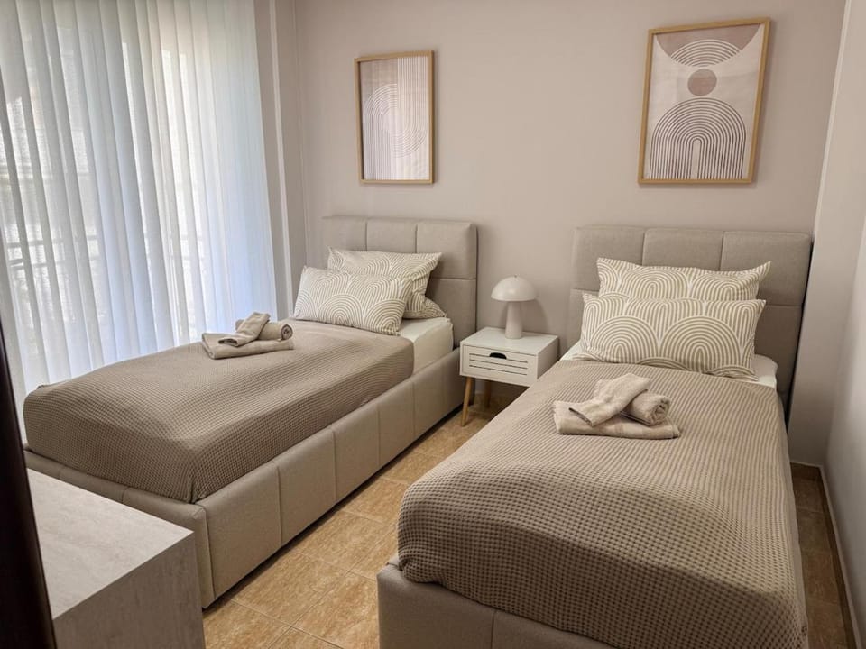 Modern-Apartment -City -Parking -Balcony Apartment in Alexandroupoli