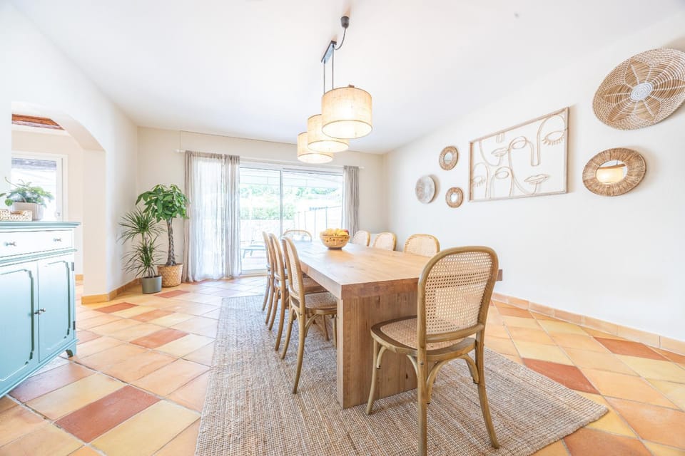 Renovated Provençal Villa with Garden - Antibes Villa in Antibes