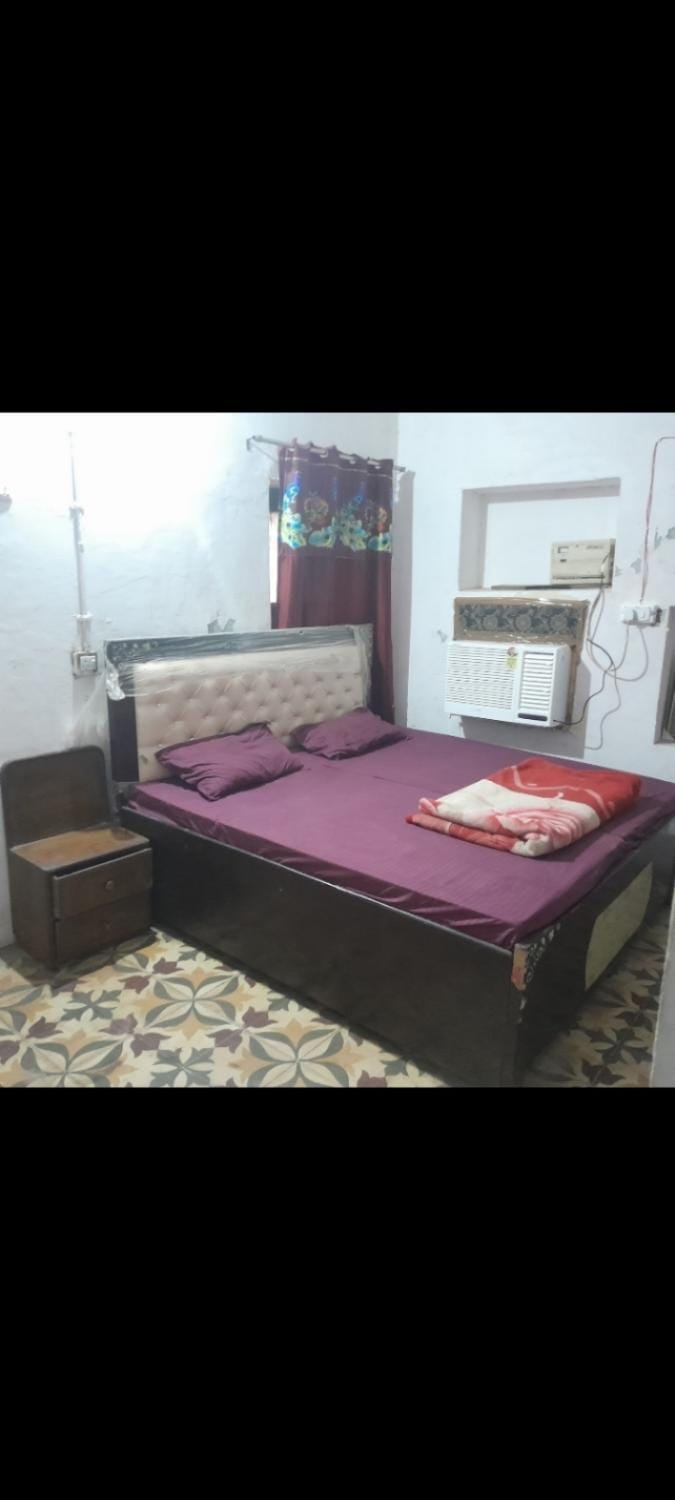 Sakshi Gopal Bed and Breakfast in Uttar Pradesh