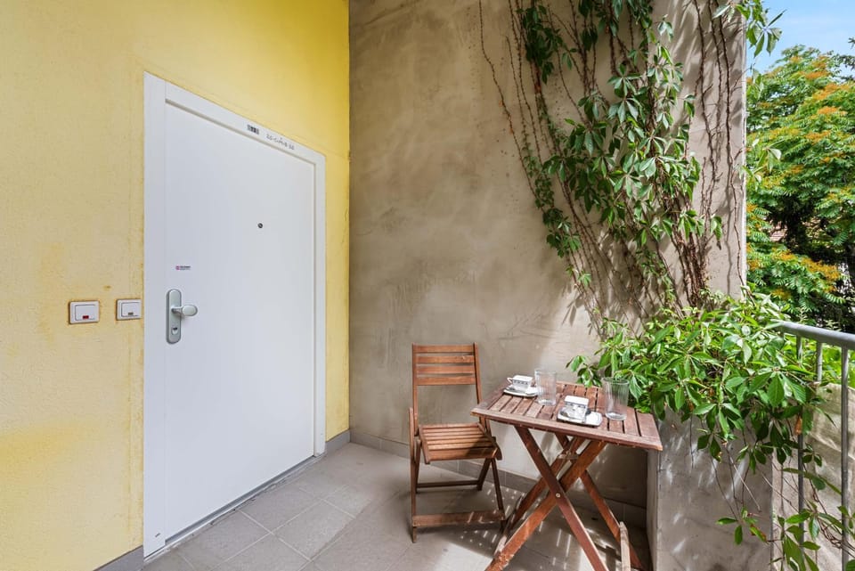 Day, View (from property/room), Balcony/Terrace, Balcony/Terrace, Dining area