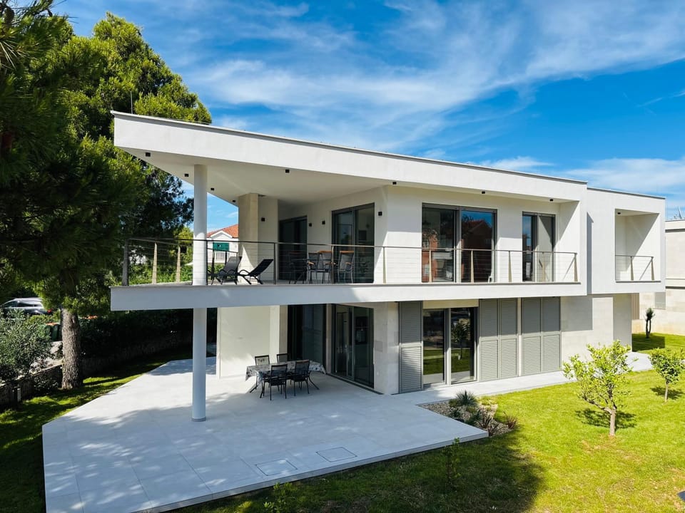 Apartment STINA in a Villa by the Sea Apartment in Šibenik-Knin County, Croatia