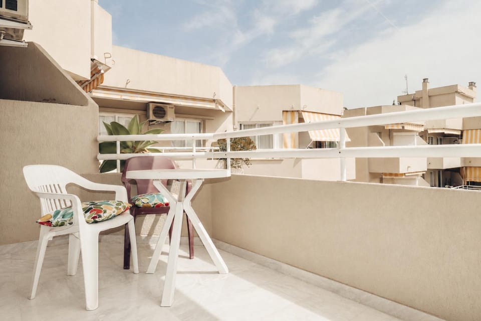 Property building, View (from property/room), Balcony/Terrace