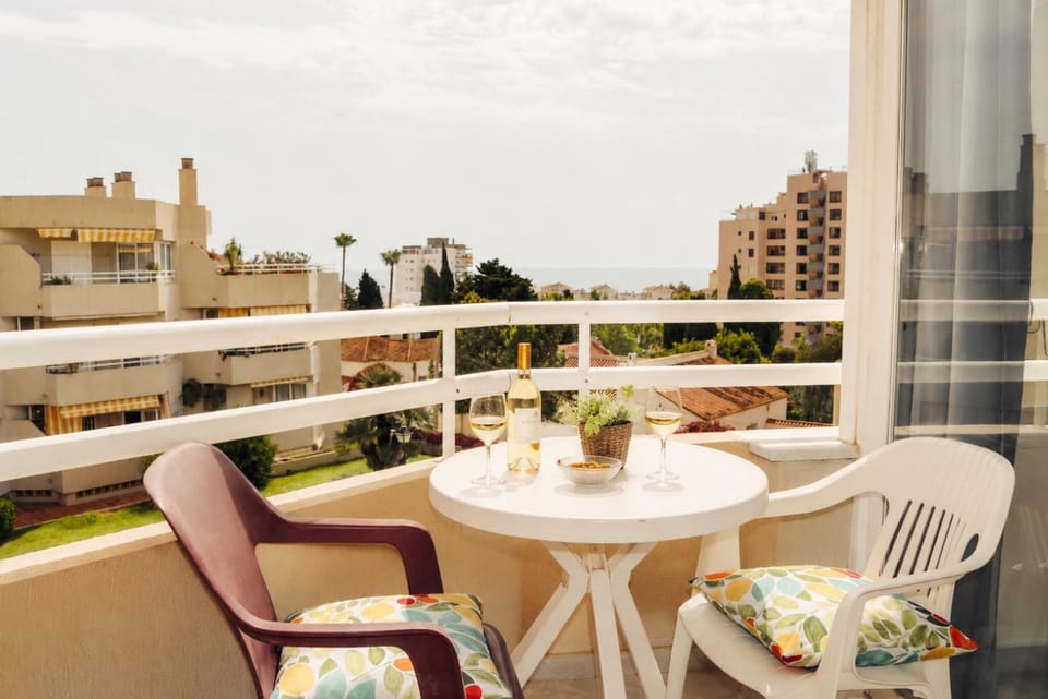 Day, View (from property/room), Balcony/Terrace, Dining area