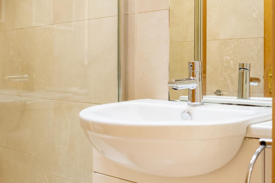 Charming Edinburgh Stay Near the Shore Apartment in Edinburgh