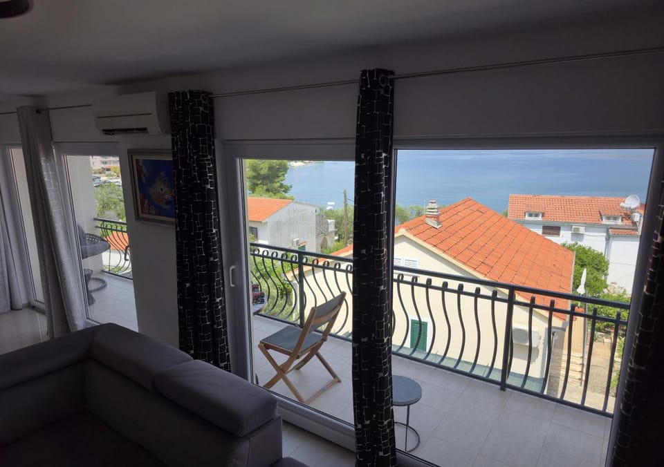 Lux Adriatica Apartment in Okrug Gornji