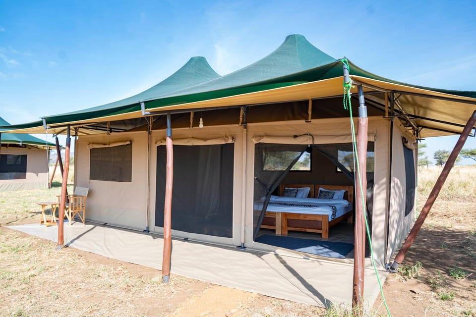 Serengeti Pazuri Tented Camp Luxury tent in Arusha