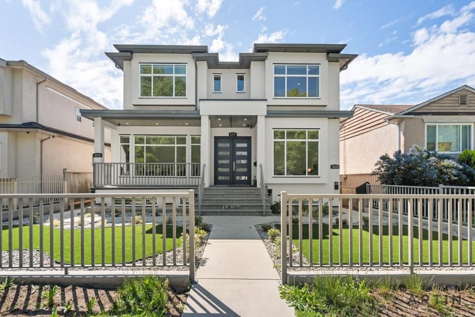 Modern 6BR Home - Ideal for Quiet Family Holidays House in Vancouver