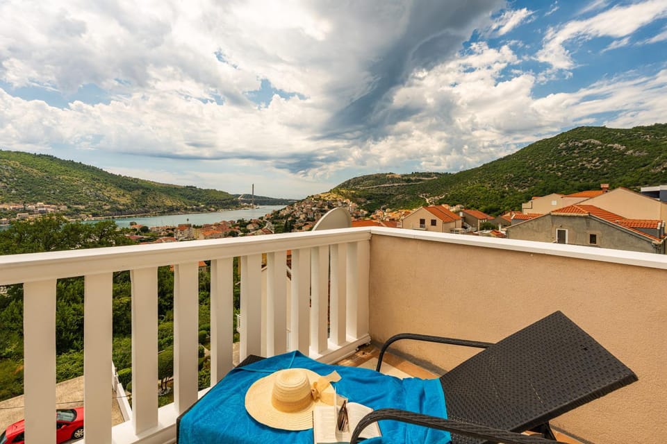 Balcony/Terrace, Sea view, sunbed