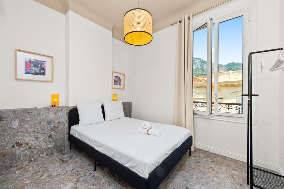 Bed, View (from property/room), Photo of the whole room, Bedroom, towels