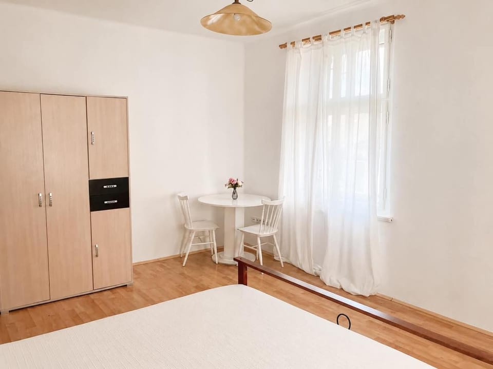 Dining area, wardrobe
