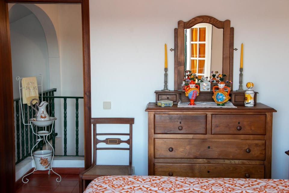 Casa dos Alpendres House in Santarém District, Portugal