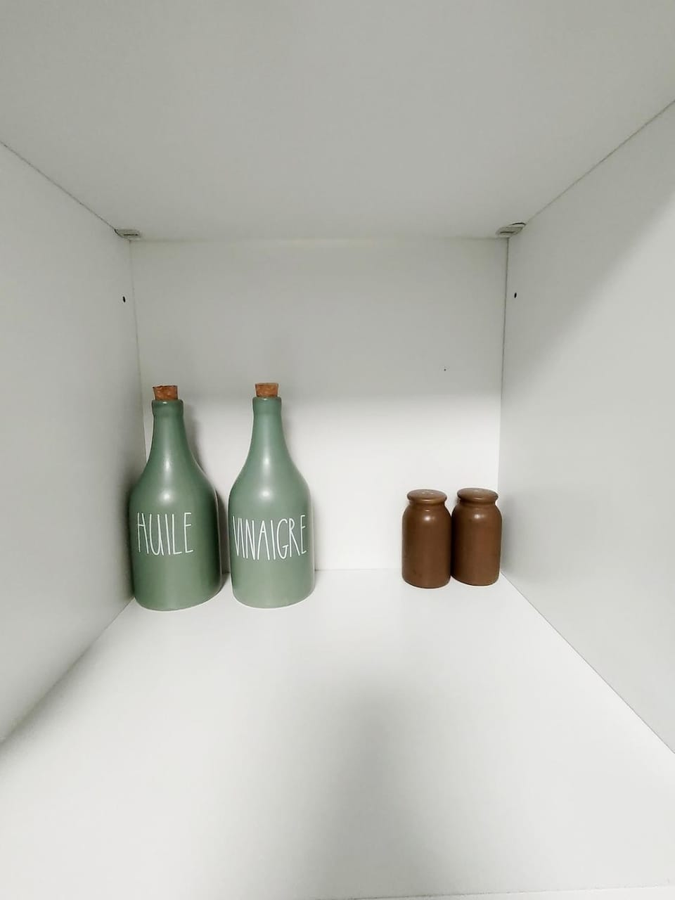 Supermarket/grocery shop