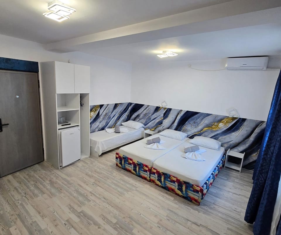 Cazare Muncitori Zona CET Bed and Breakfast in Constanta