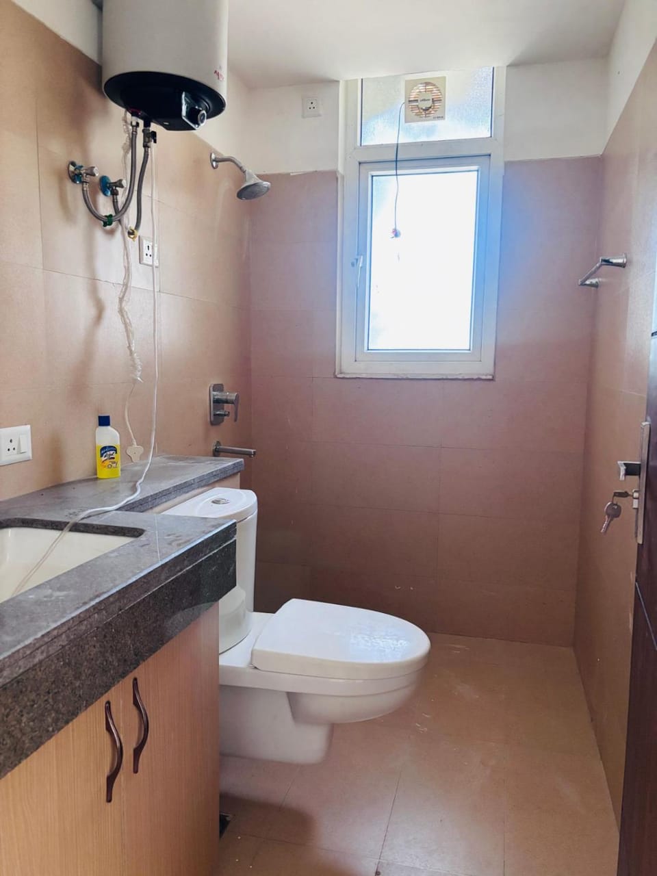 Avenaa 2BHK Flat Serene Suite Sector 104 Gurgaon Apartment in Gurugram