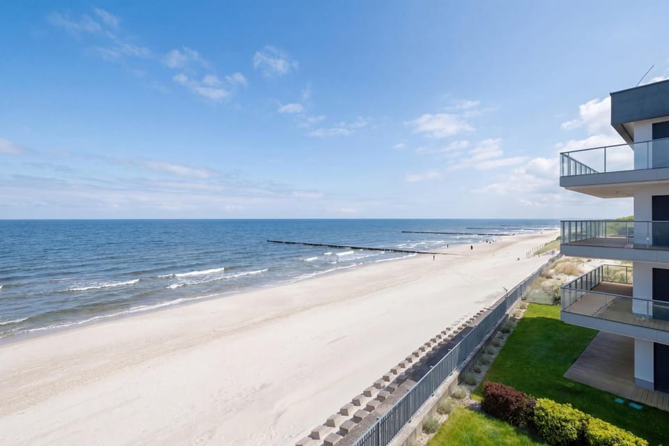 The Pearl - Gardenia Sea Frontview - by rentmonkey Apartment in West Pomeranian Voivodeship, Poland