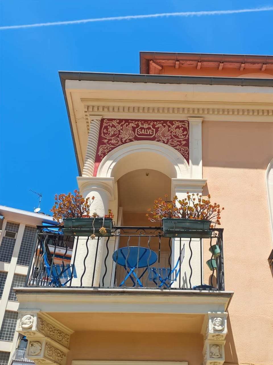 Property building, Balcony/Terrace
