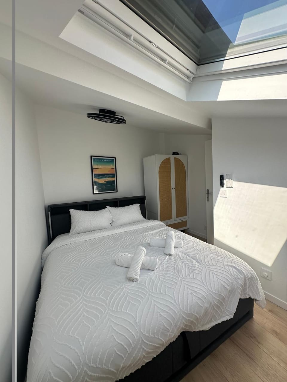 Bedroom, wardrobe