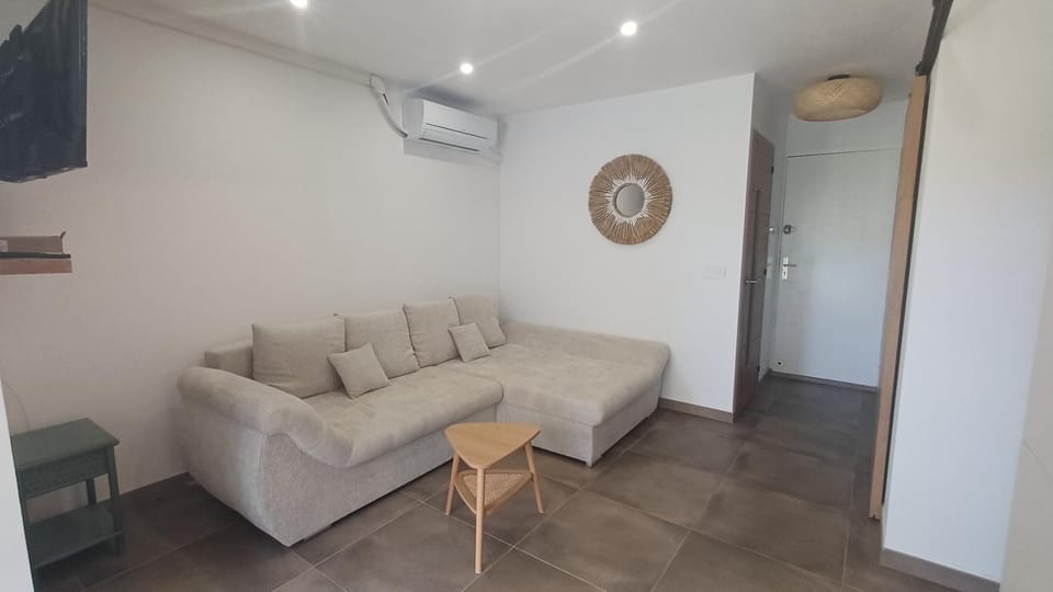 L'Ecrin du Sud 4 pers à 100m du camp naturiste Apartment in Agde