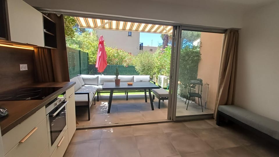 L'Ecrin du Sud 4 pers à 100m du camp naturiste Apartment in Agde